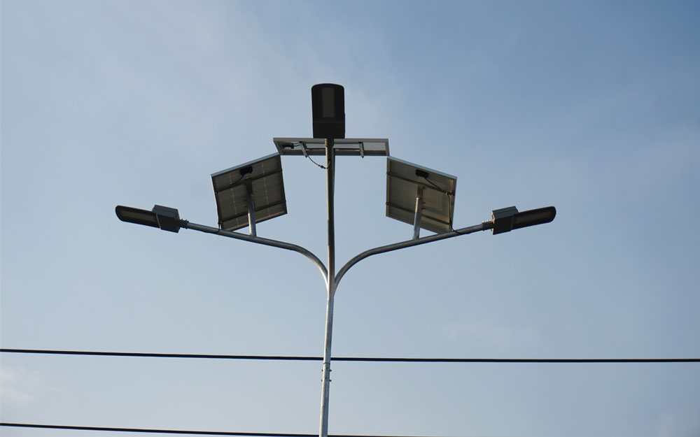 Đèn công trình năng lượng trời Philips RLCT 100W